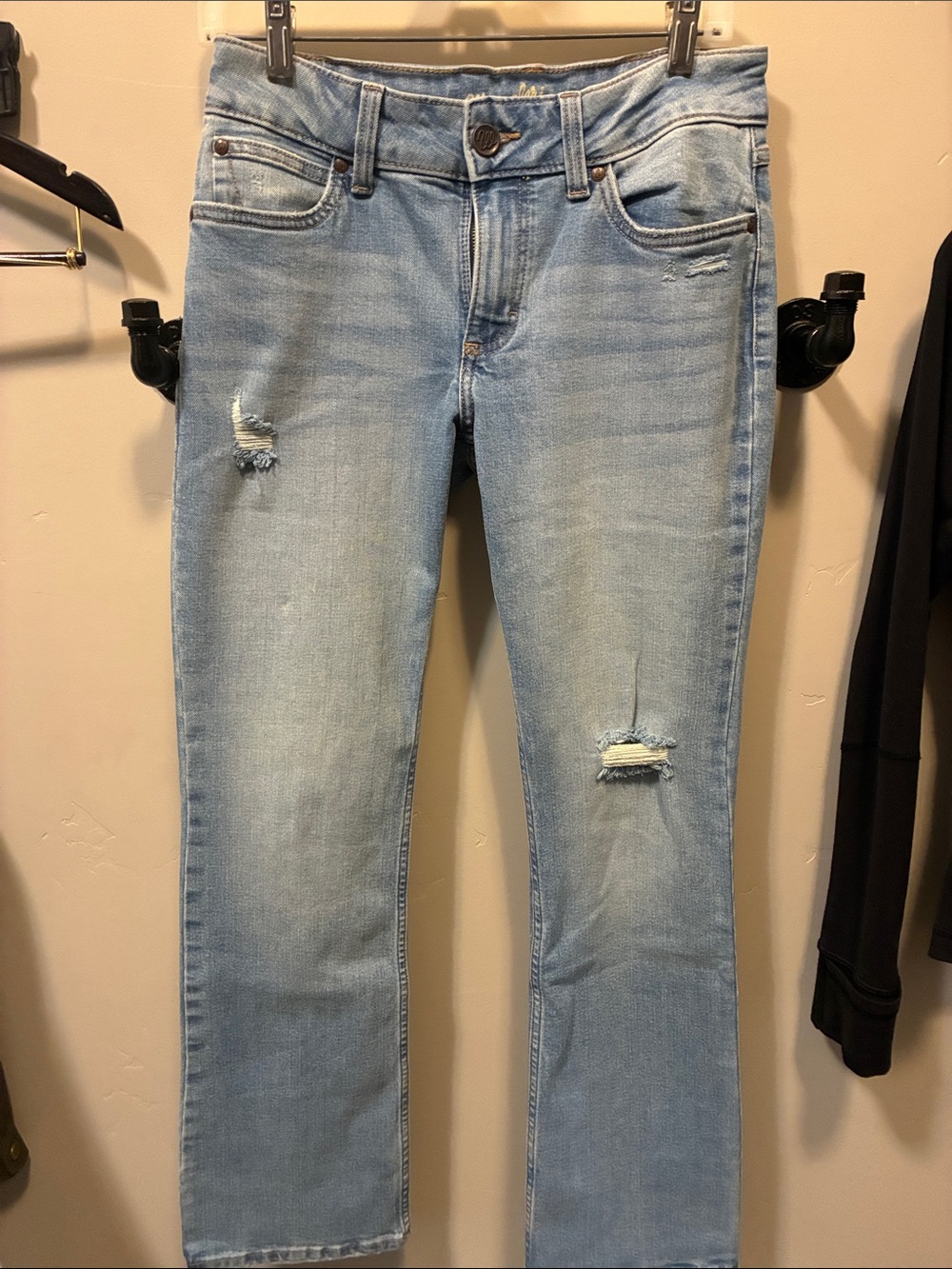 Wrangler Light Blue Boot-Cut Jeans with Brown Stitching